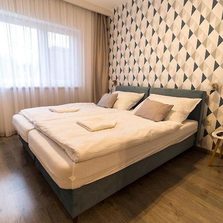 Thermal Lux Weninger Apartman Kiskunhalas Extérieur photo