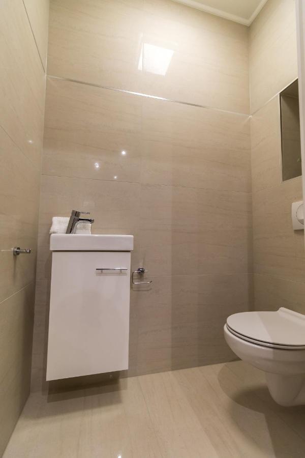 Thermal Lux Weninger Apartman Kiskunhalas Extérieur photo