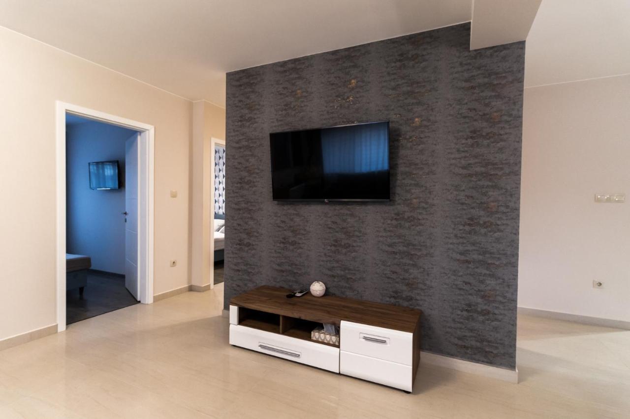 Thermal Lux Weninger Apartman Kiskunhalas Extérieur photo